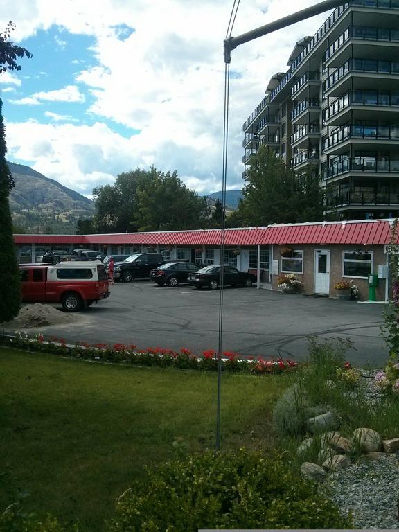 Holiday House Motel Penticton Extérieur photo
