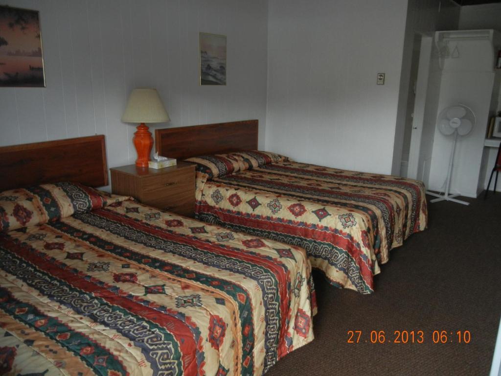 Holiday House Motel Penticton Chambre photo
