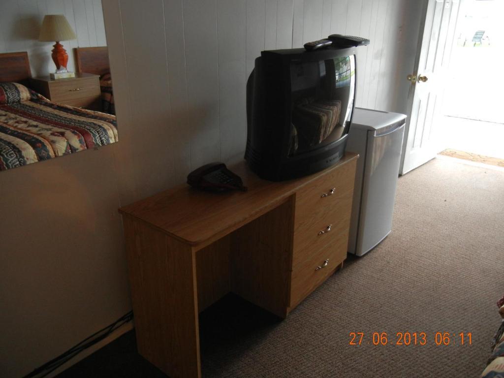 Holiday House Motel Penticton Chambre photo
