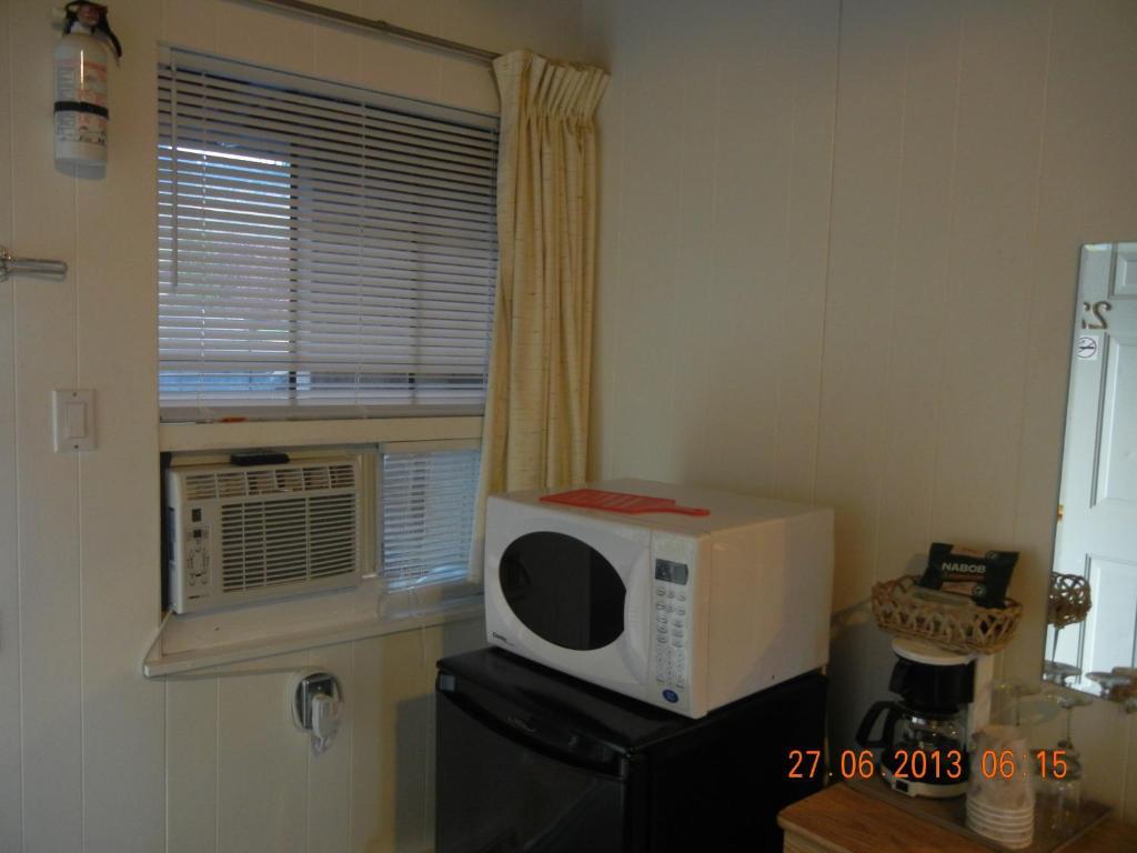 Holiday House Motel Penticton Chambre photo