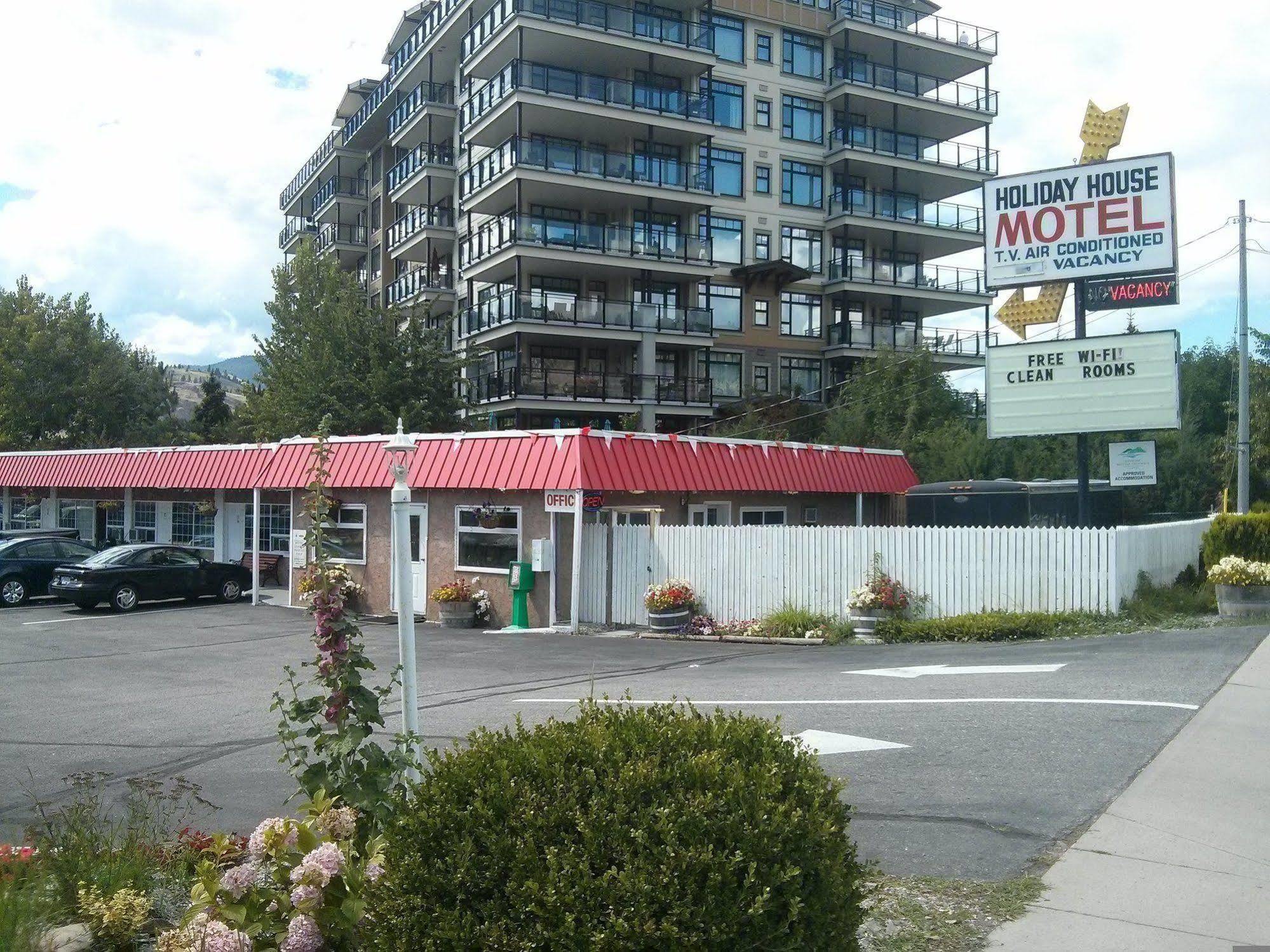 Holiday House Motel Penticton Extérieur photo